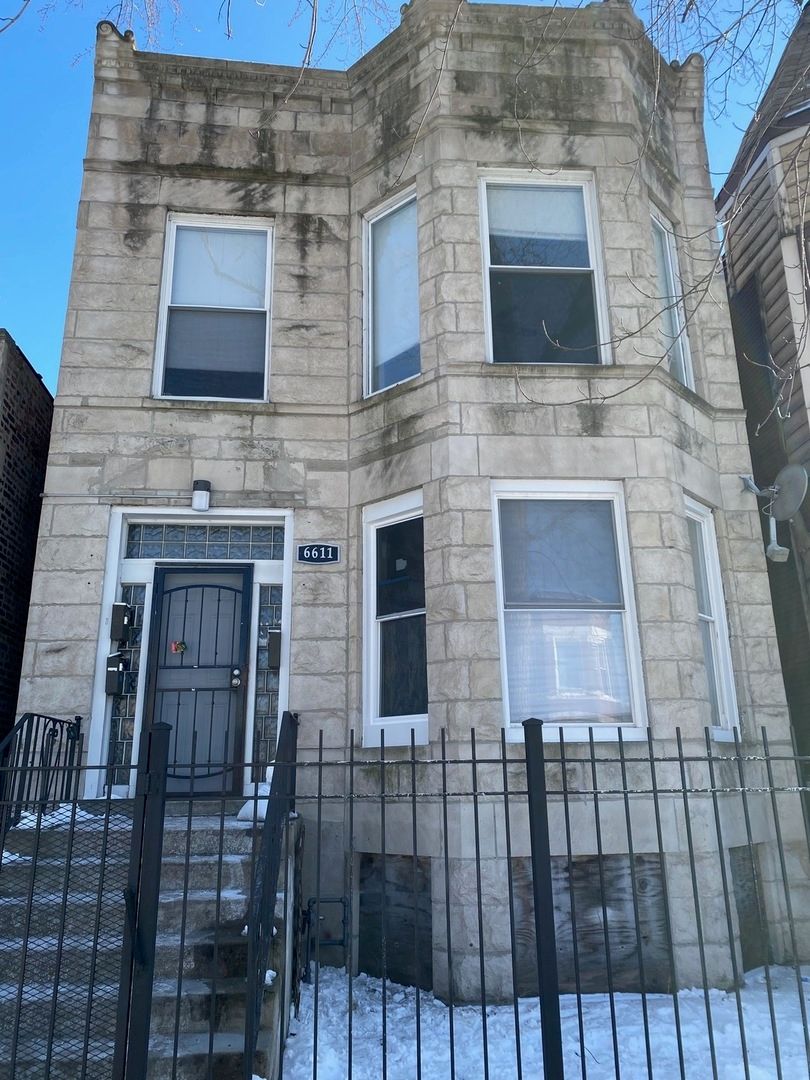 6611 Langley Avenue, Chicago, IL 60637