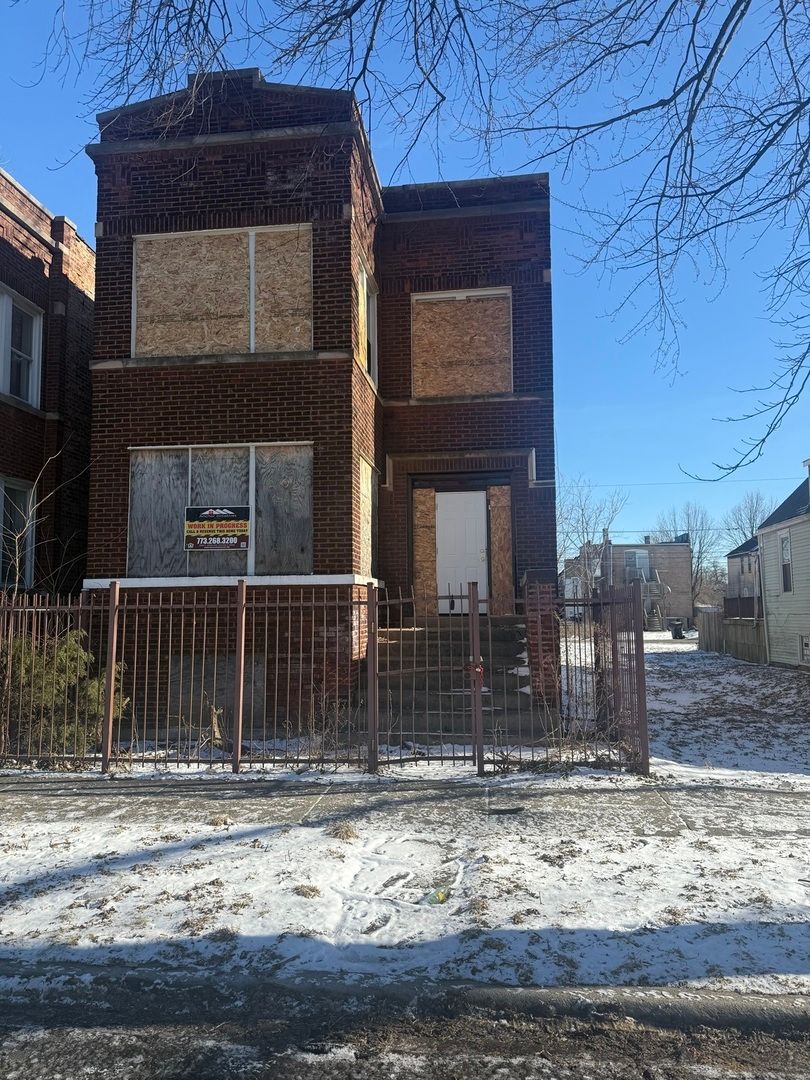 6345 S May Street — Chicago, IL 60621