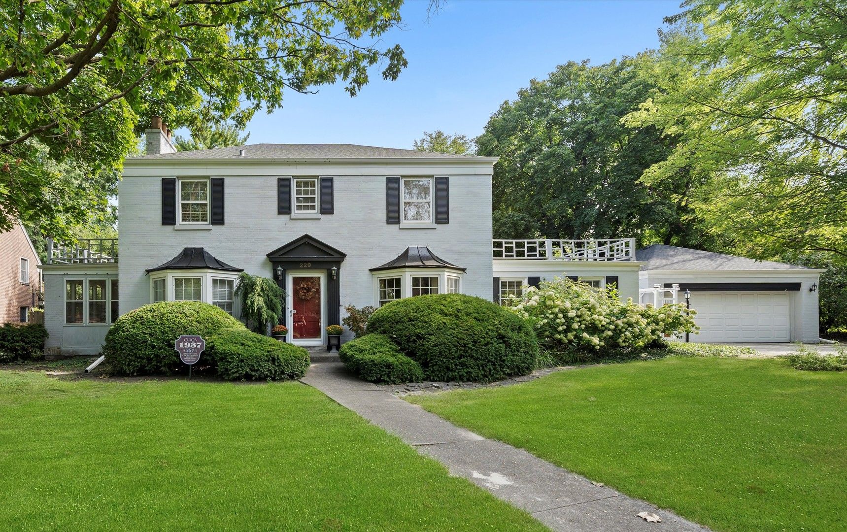 229 Country Club Road — Chicago Heights, IL 60411