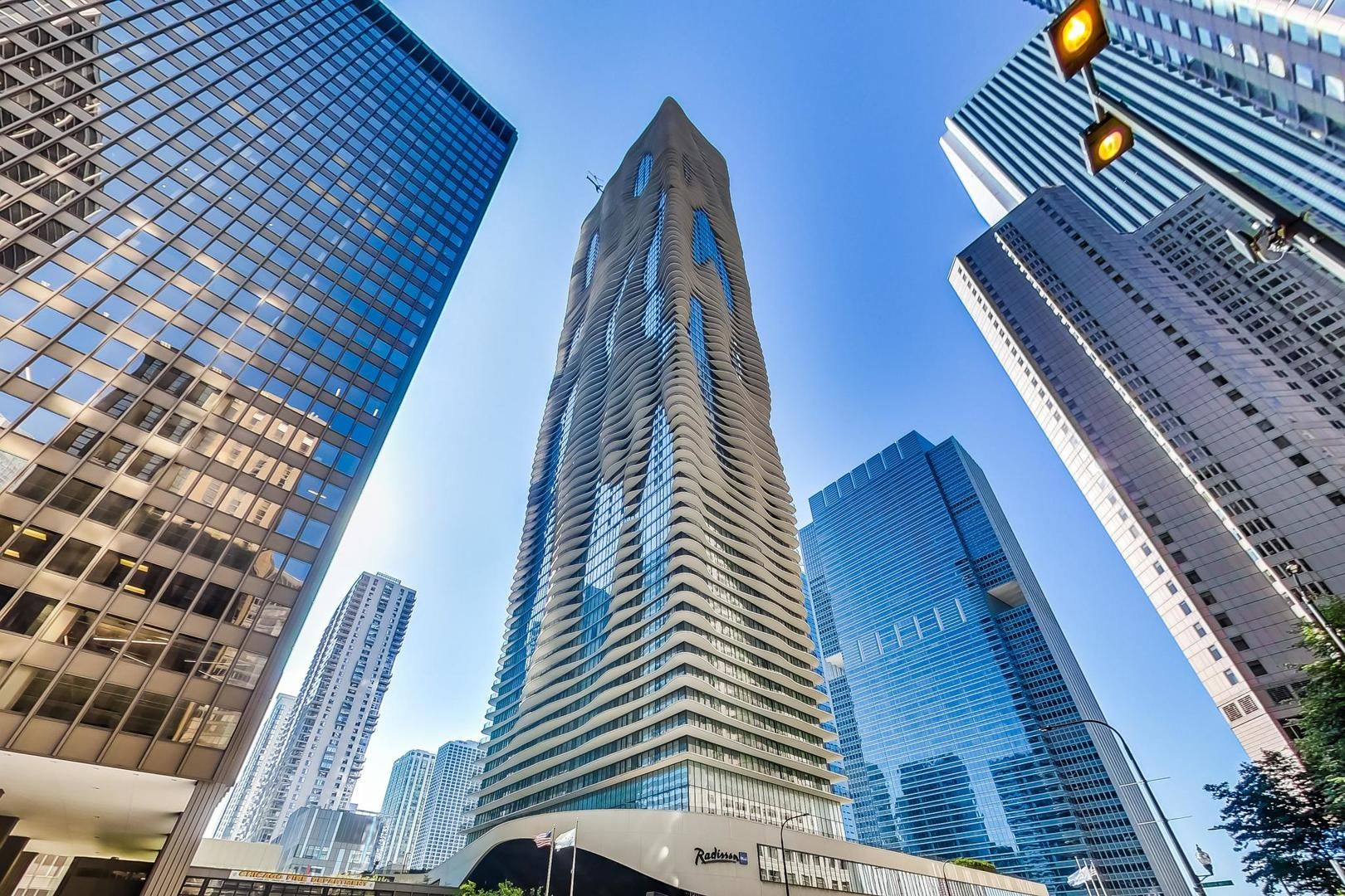 225 N Columbus Drive #5310 — Chicago, IL 60601
