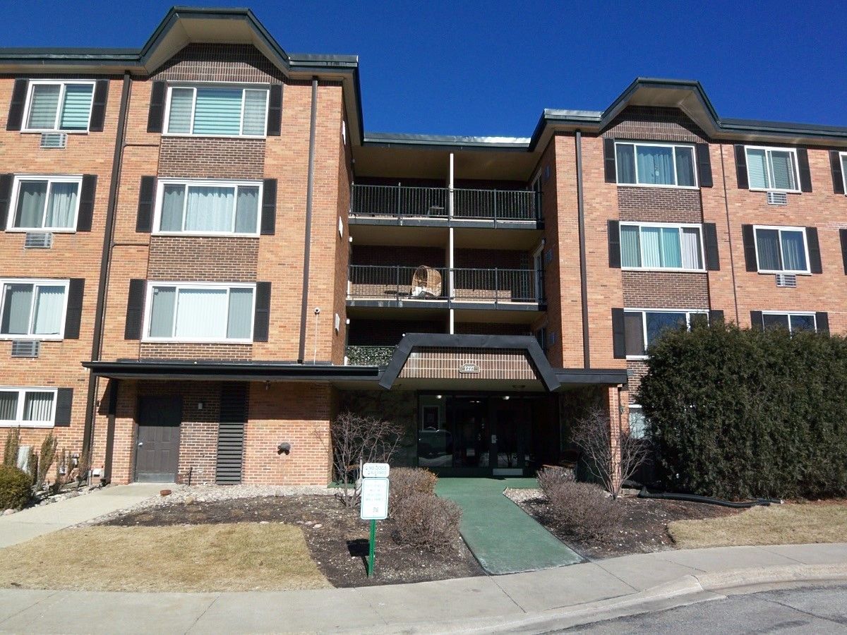 1227 Old Wilke Road — Arlington Heights, IL 60005
