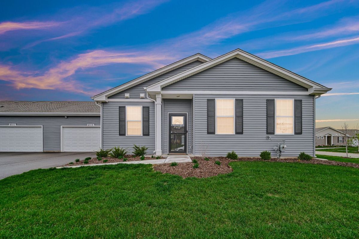 6313 Maple Glen Drive, Wonder Lake, IL 60097