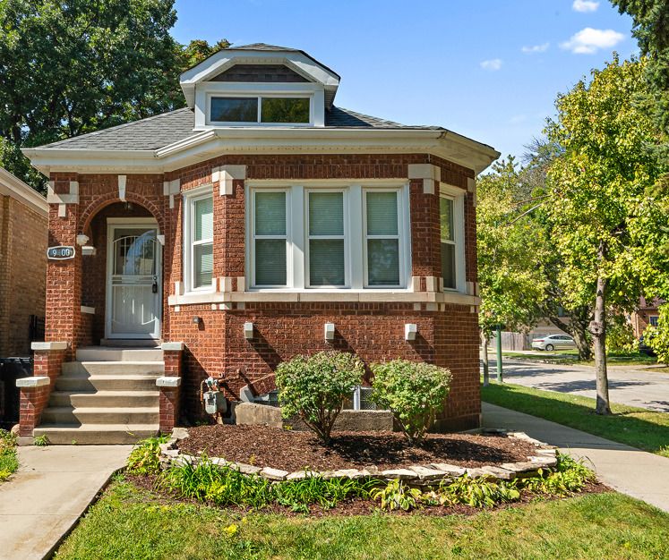 9400 Charles Street — Chicago, IL 60643