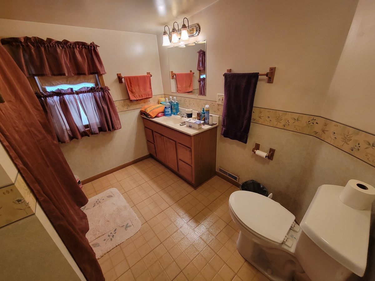 408 E 4th Street, Spring Valley, IL 61362