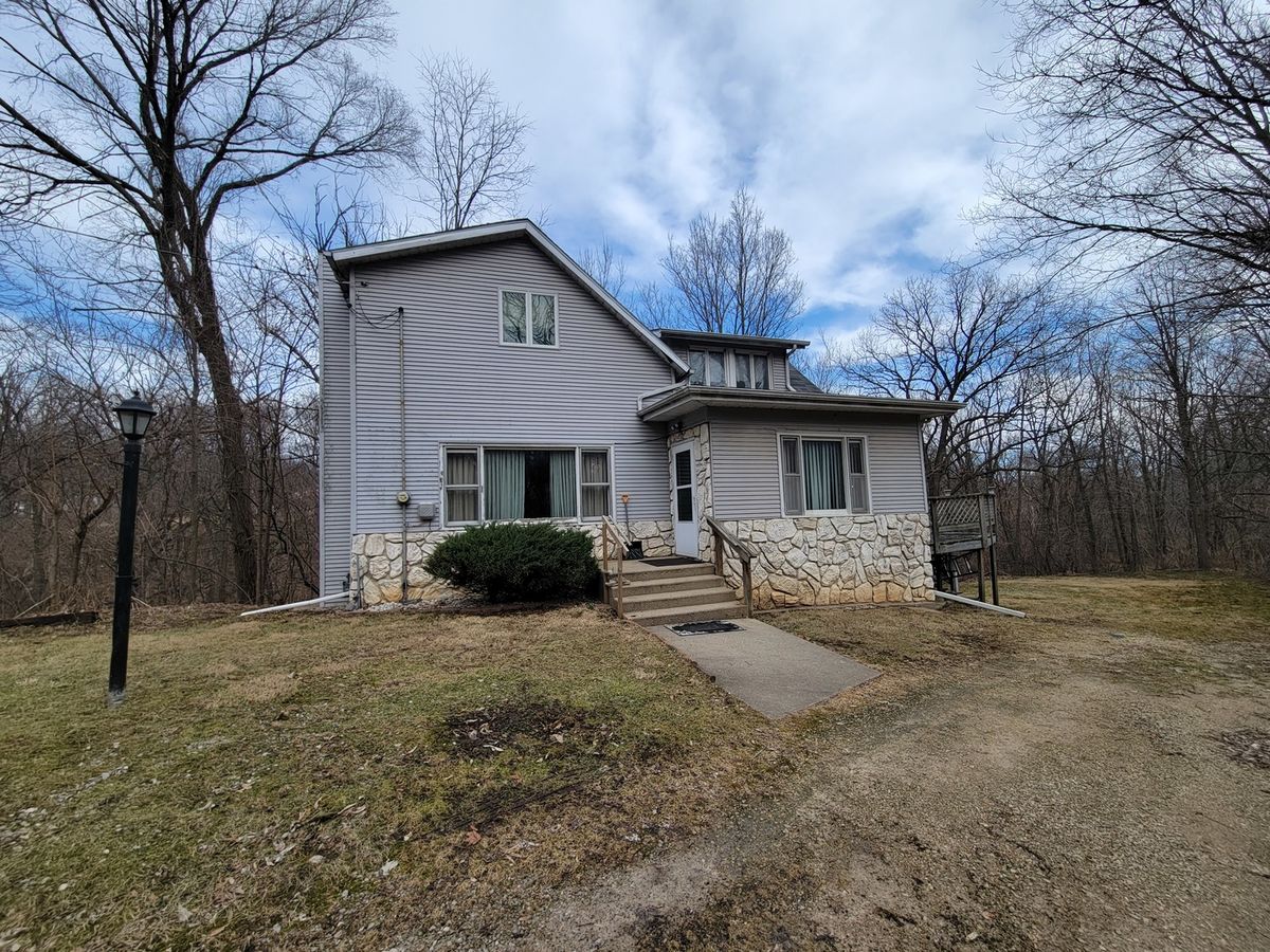 408 4th Street, Spring Valley, IL 61362