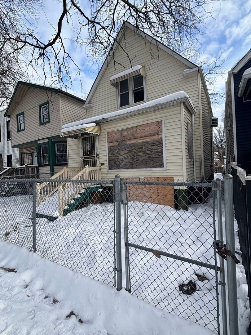 7007 S Ada Street — Chicago, IL 60636