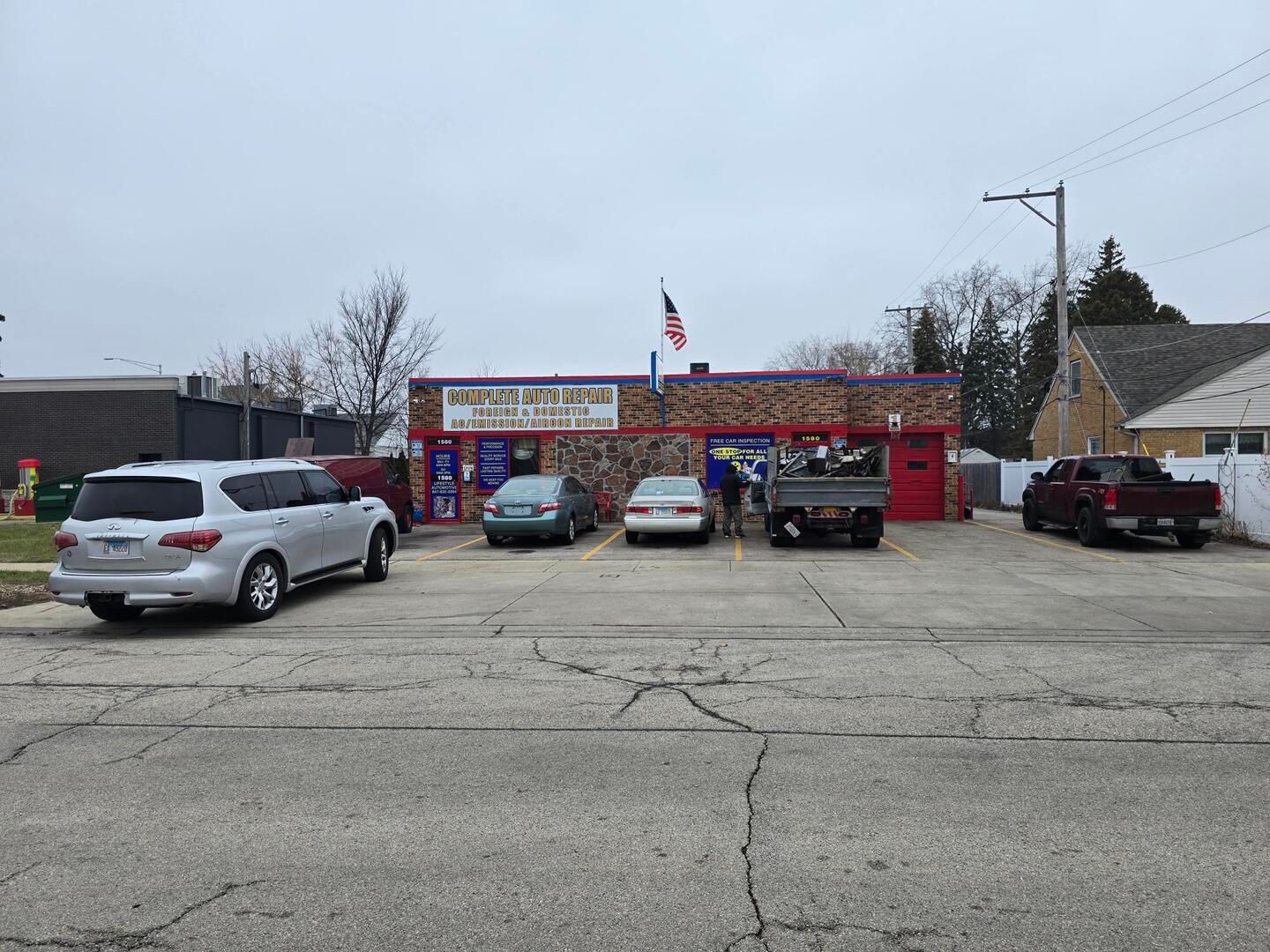 1580 S Cora Street — Des Plaines, IL 60018