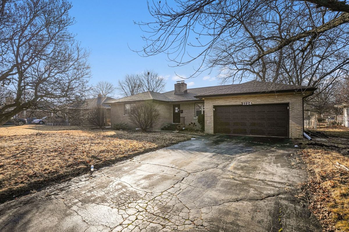 1124 Hawkins Street, Kankakee, IL 60901