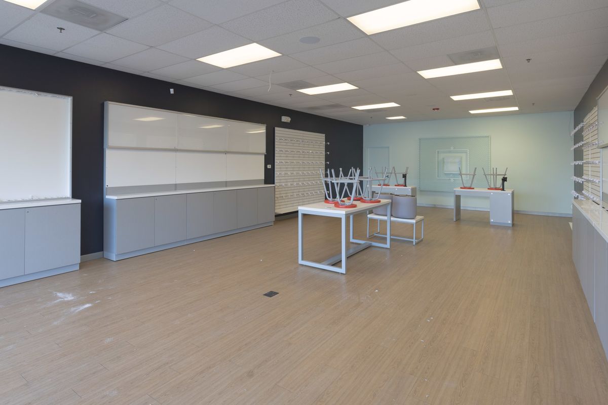 124 W north Avenue, Northlake, IL 60164