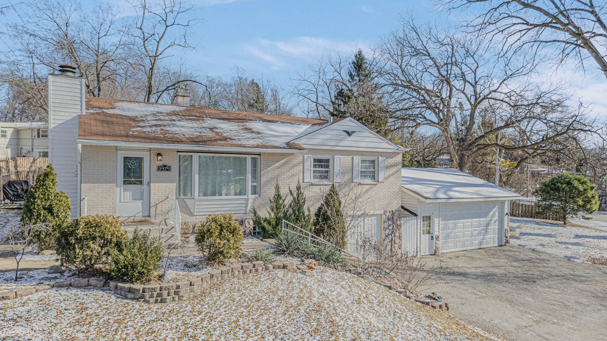 35049 Edgewater Lane, Ingleside, IL 60041