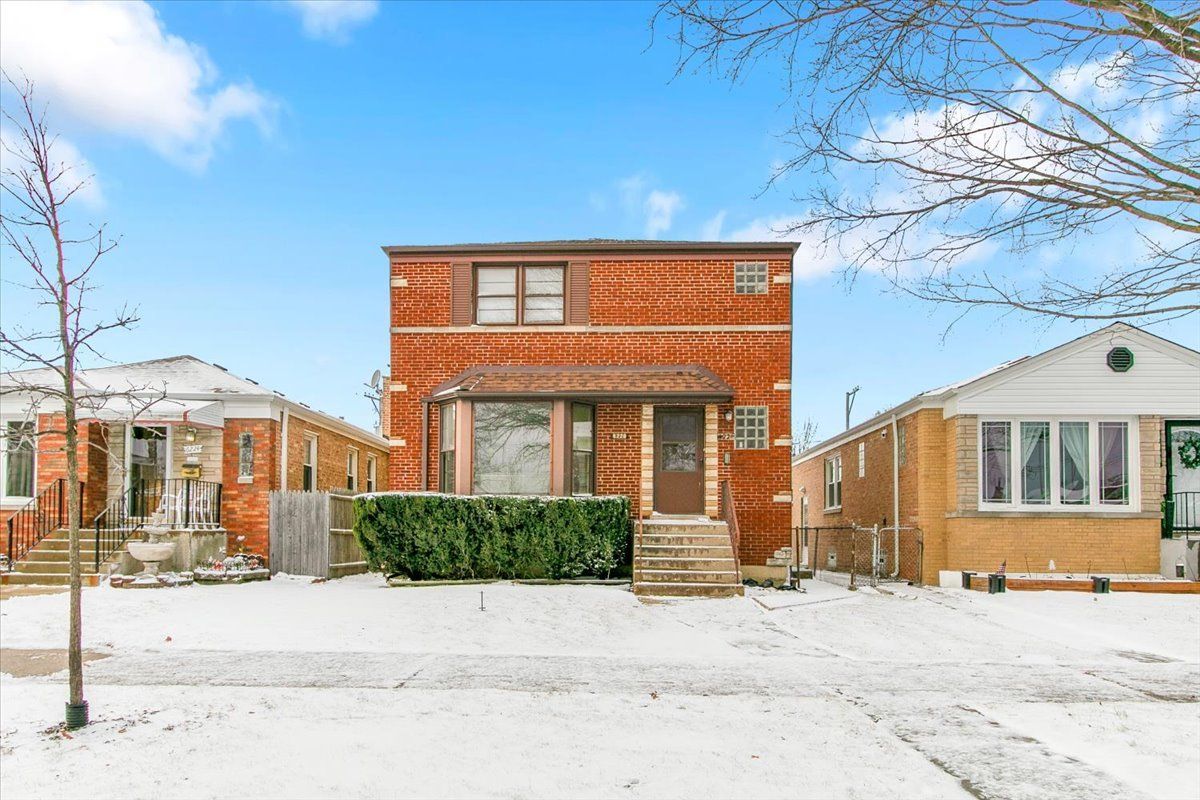 6226 Springfield Avenue, Chicago, IL 60659