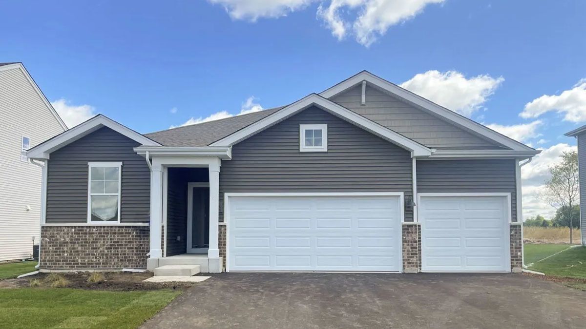 10099 fleetwood Street — Huntley, IL 60142