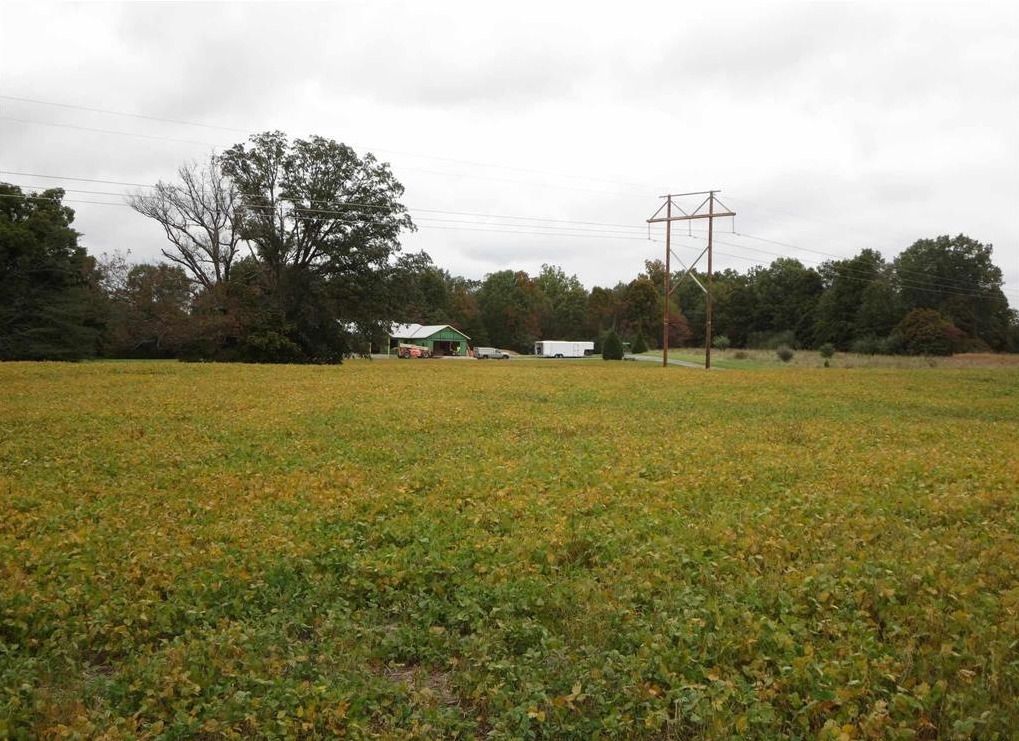 1924 Castle Oaks Road — Pittsburg, IL 62974