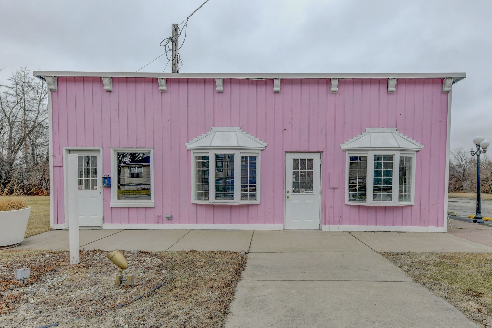 135 E Main Street — Glenwood, IL 60425