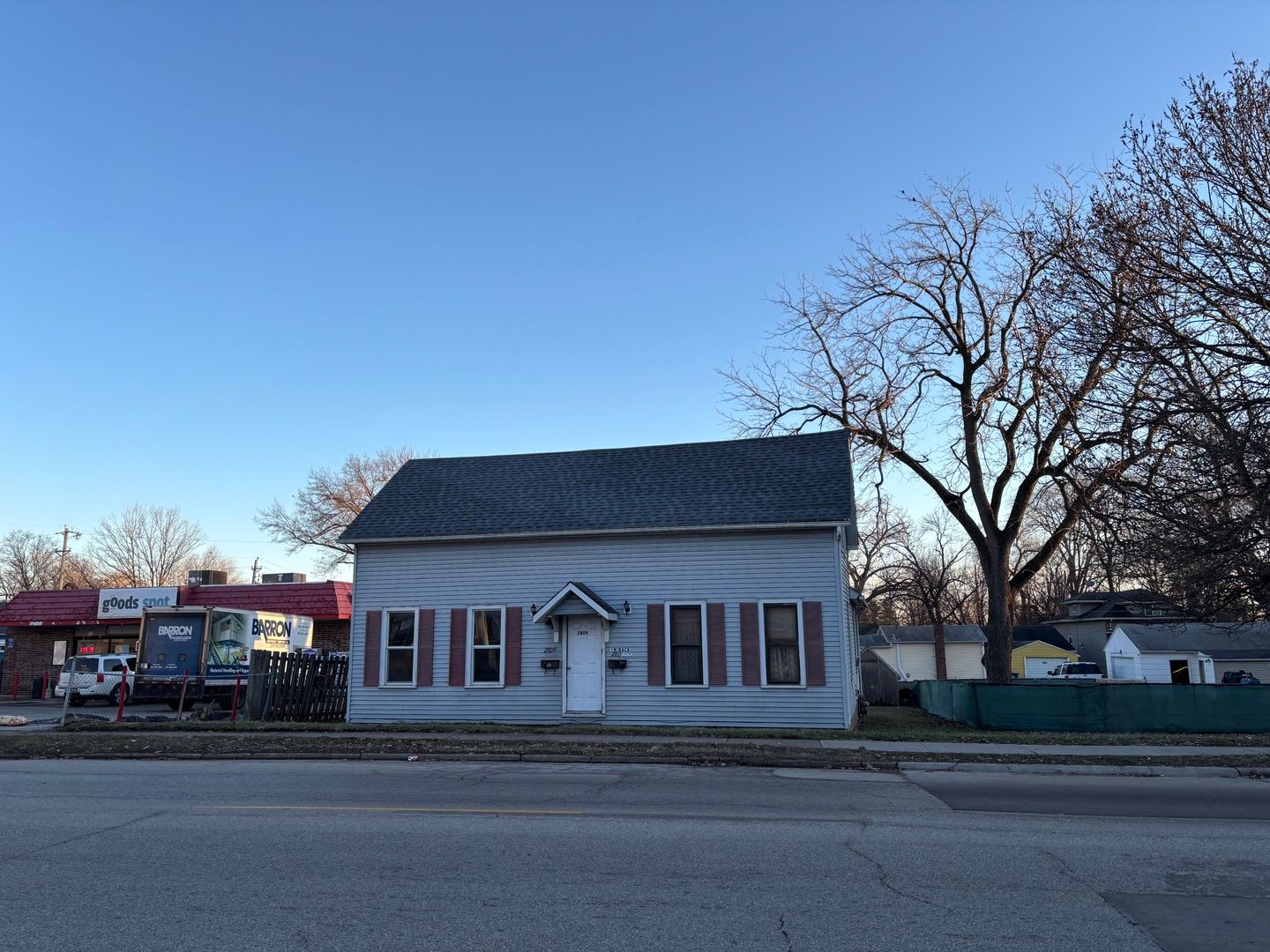 2809 Telegraph Road — Davenport, IA 52804