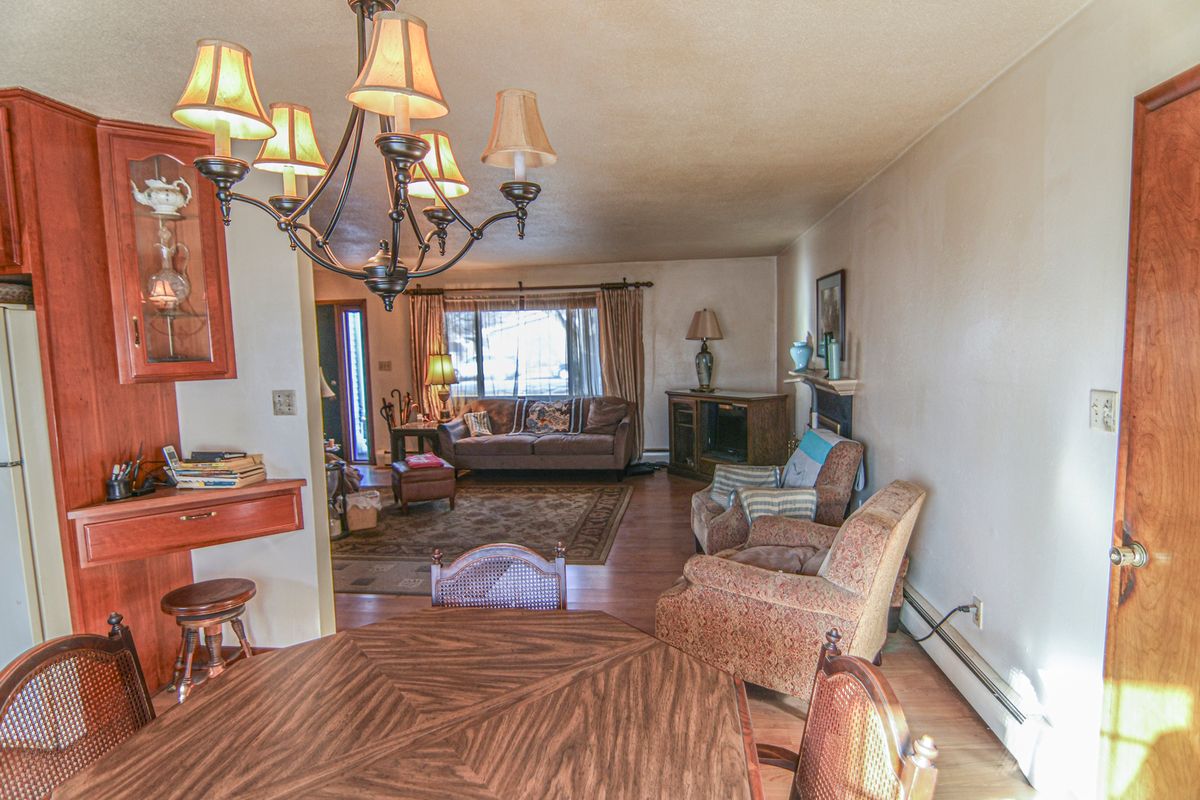 7 Birch Lane, Villa Grove, IL 61956