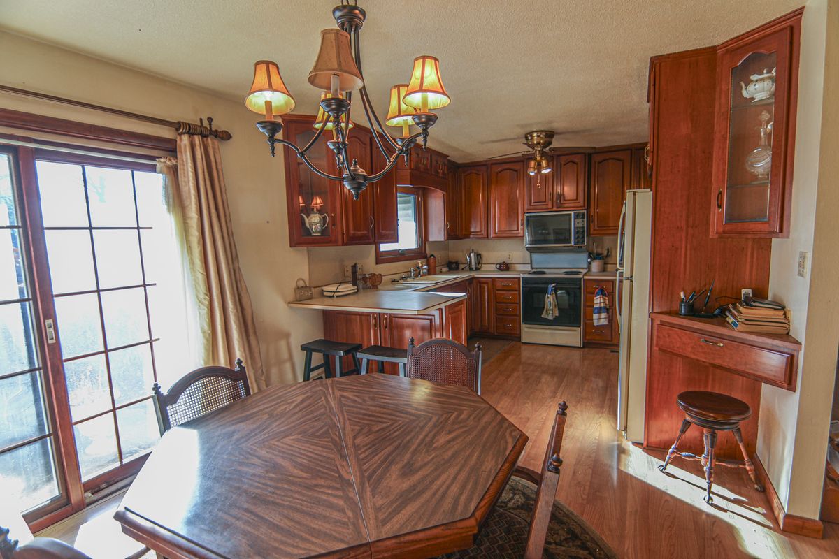 7 Birch Lane, Villa Grove, IL 61956