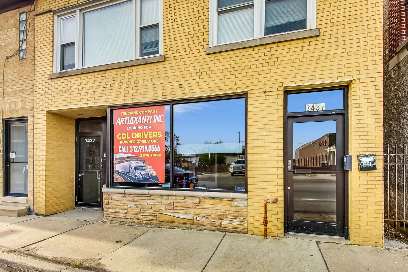 7437 W Irving Park Road — Chicago, IL 60634