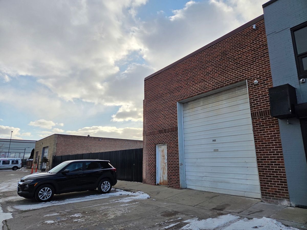 1432 Kilpatrick Avenue, Chicago, IL 60651