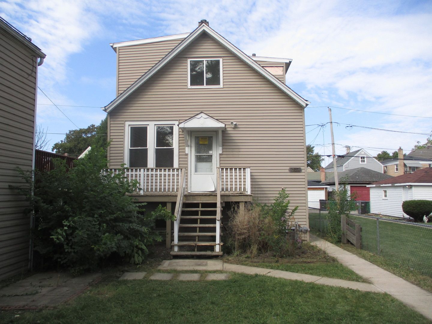 1324 Clinton Avenue — Berwyn, IL 60402