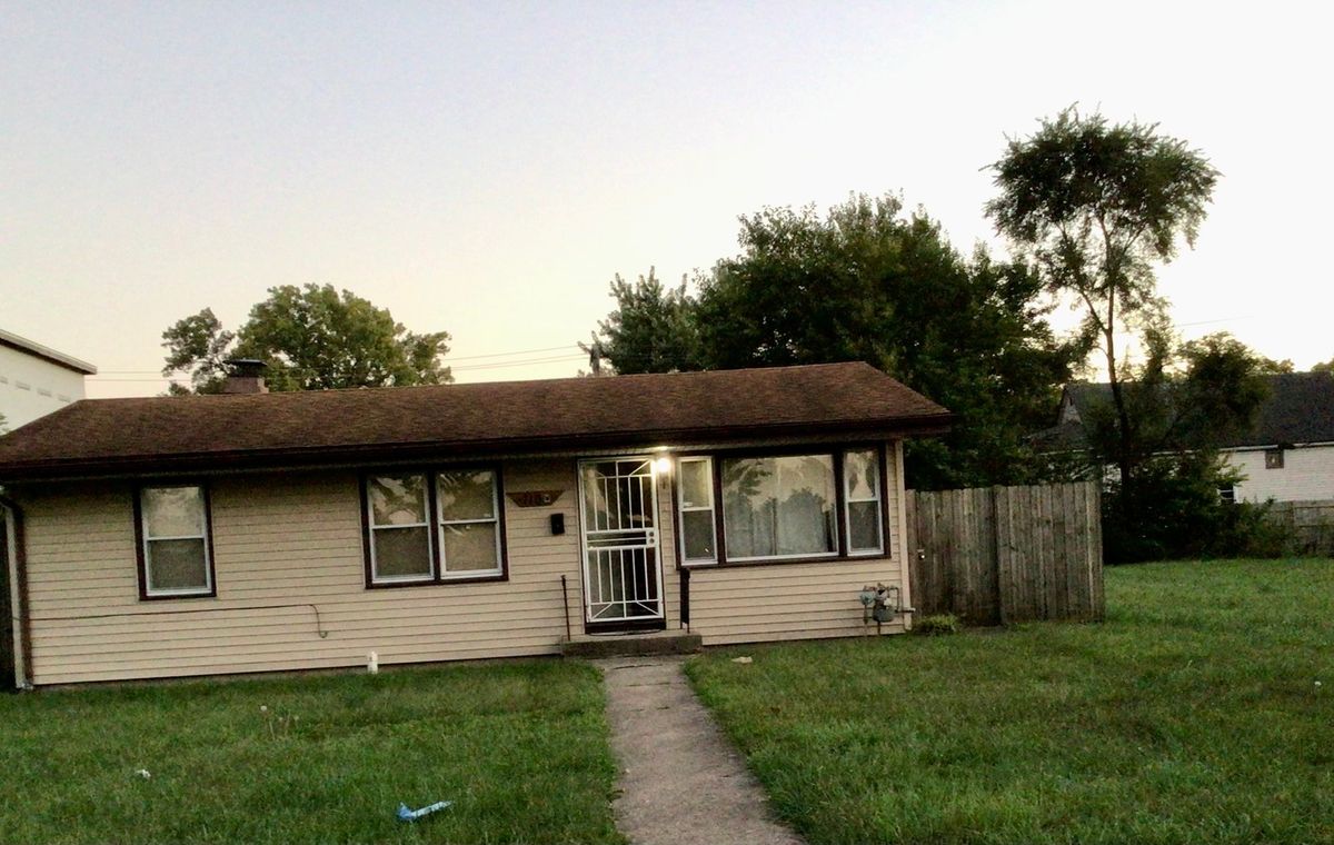 110 150th Street, Harvey, IL 60426