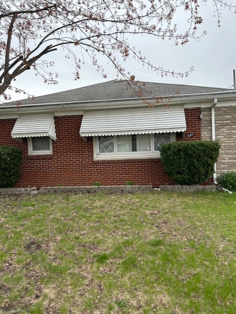 421 4th Street E — Milan, IL 61264