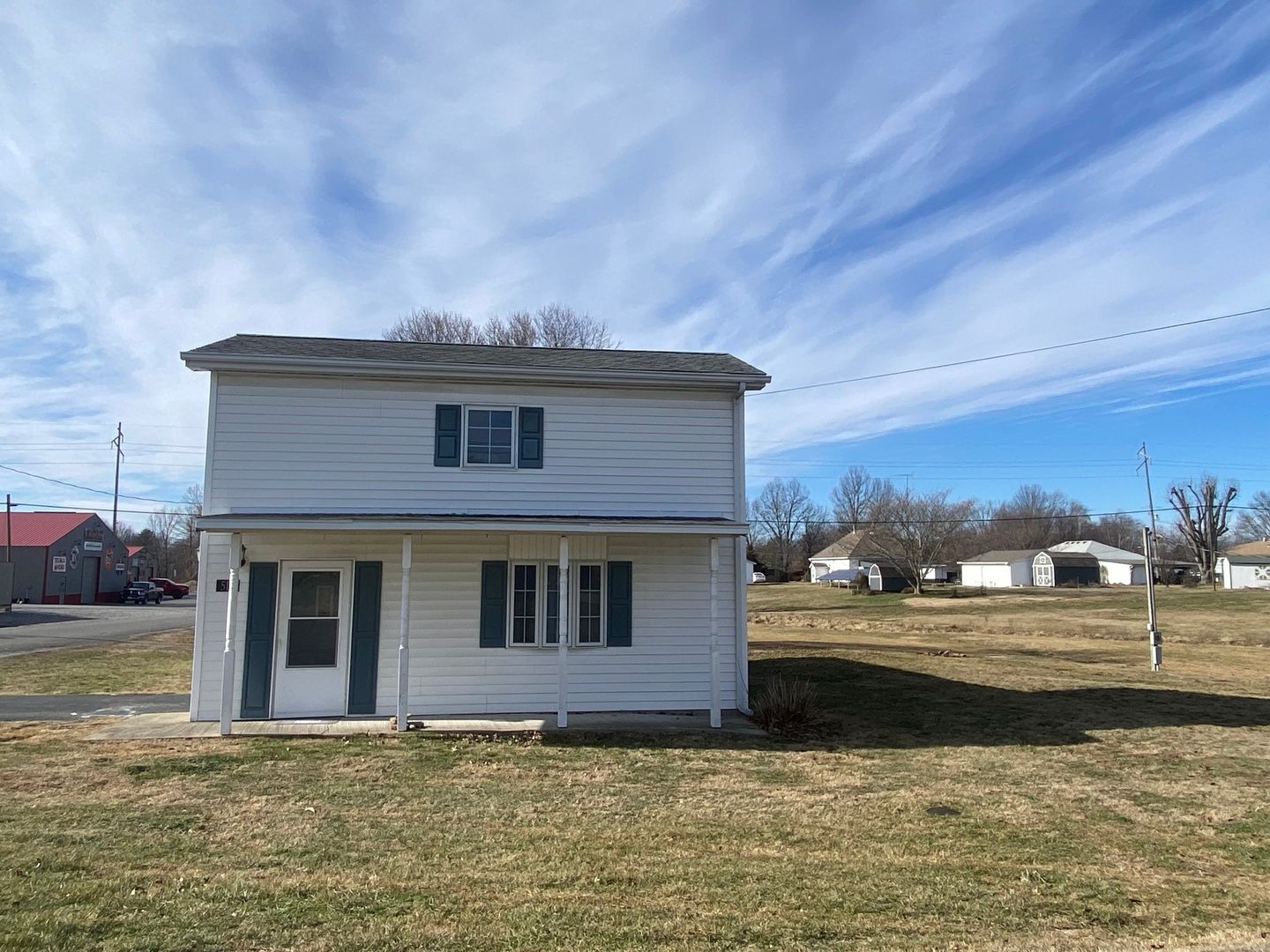 515 S Elm Street — Sesser, IL 62884