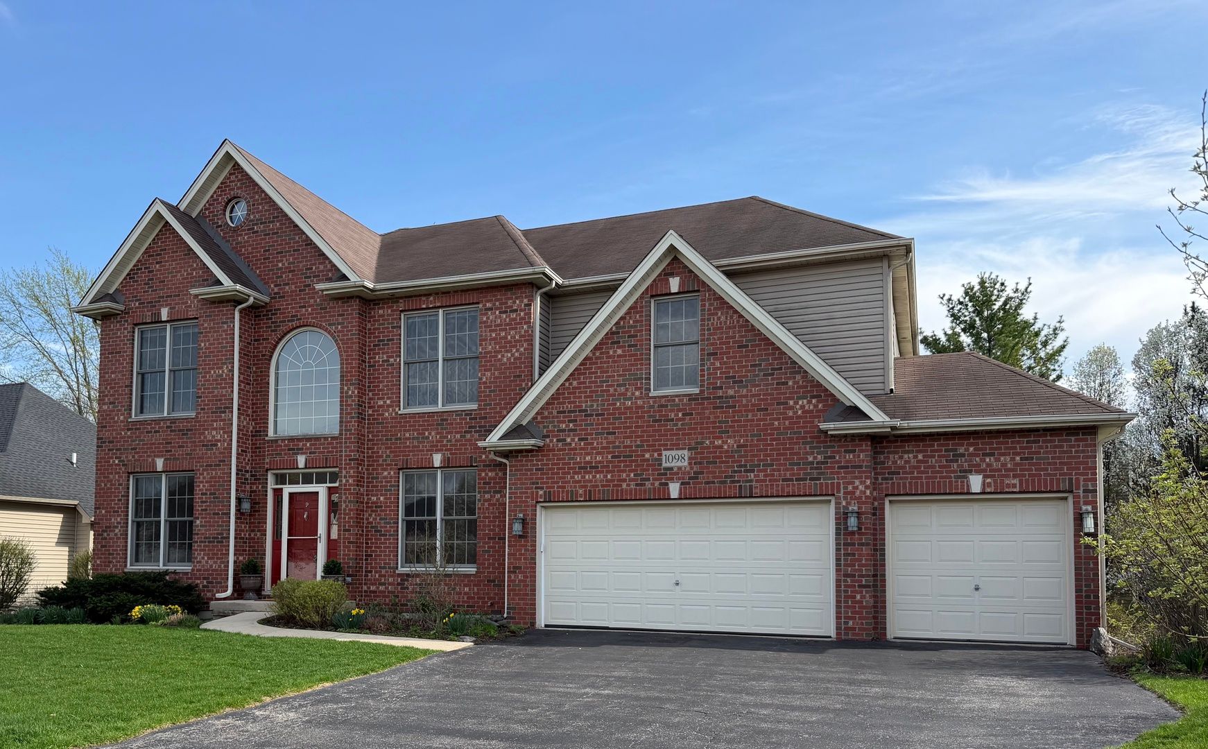1098 Cleveland Avenue — Batavia, IL 60510