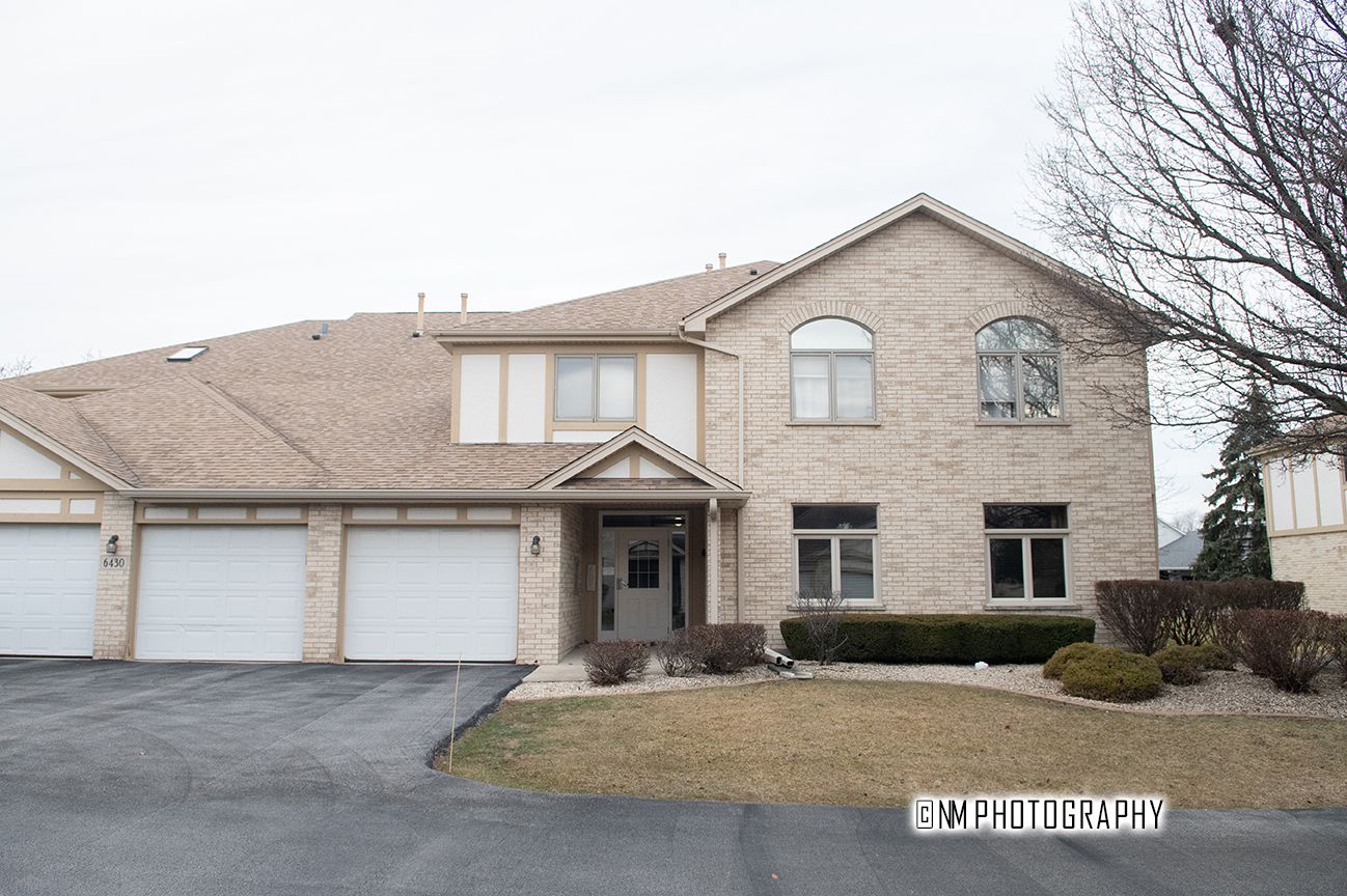 6430 PINE CONE Drive #4 — Tinley Park, IL 60477
