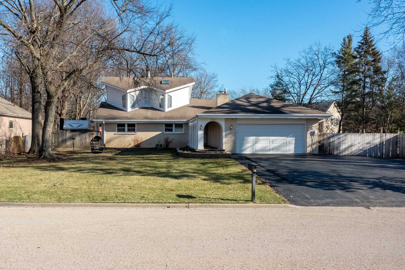 3000 California Avenue — Palatine, IL 60067