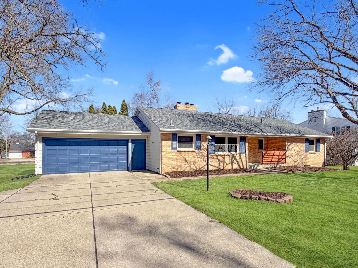 1734 W Stephenson Street — Freeport, IL 61032