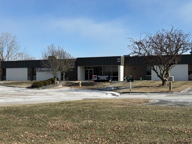 3245 East 35th Street Court — Davenport, IA 52807