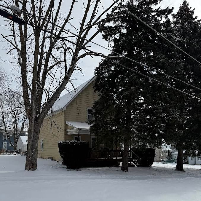 201 Lincoln Street, Harvard, IL 60033