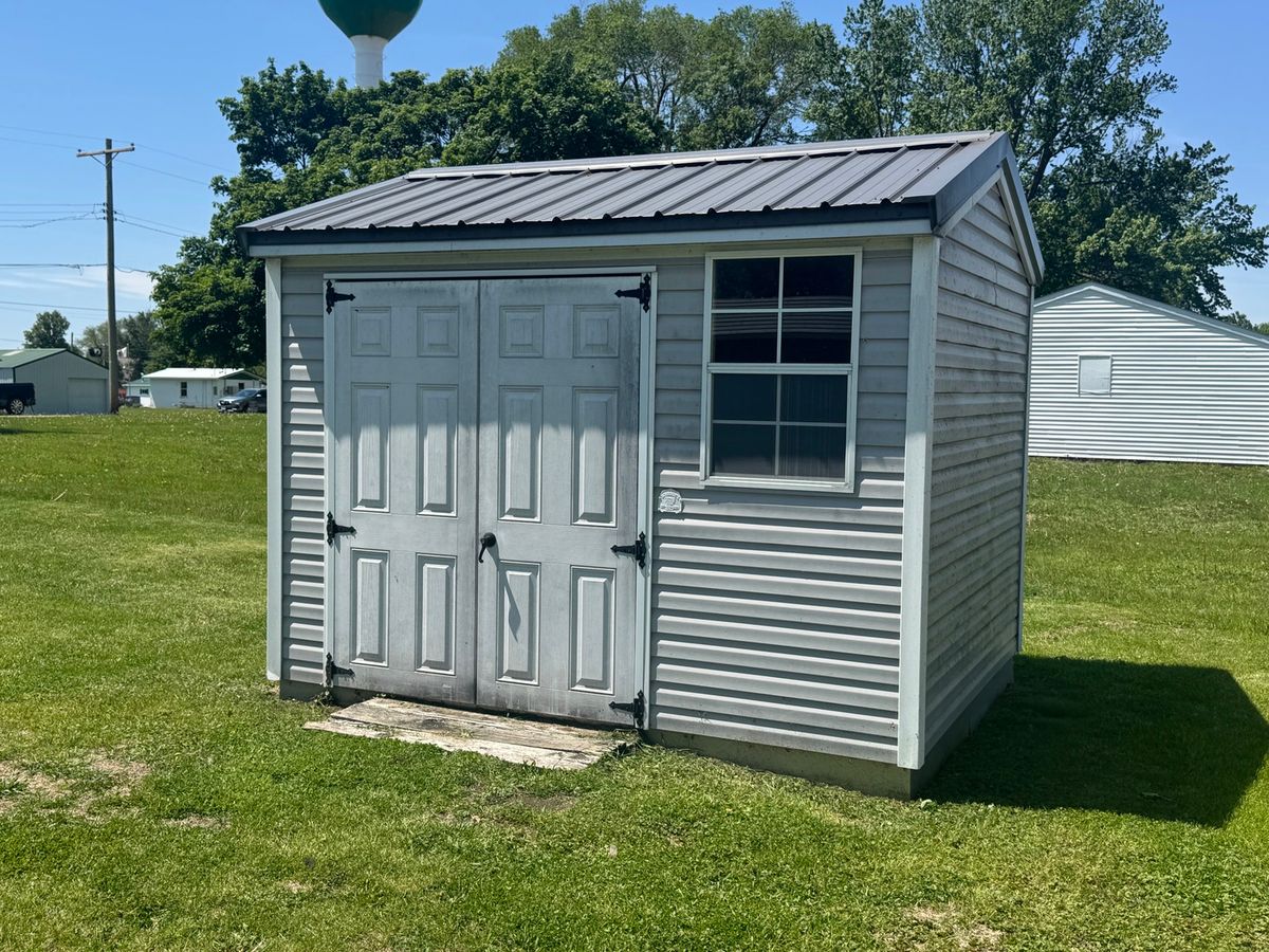 227 E 2nd Street, Mineral, IL 61344