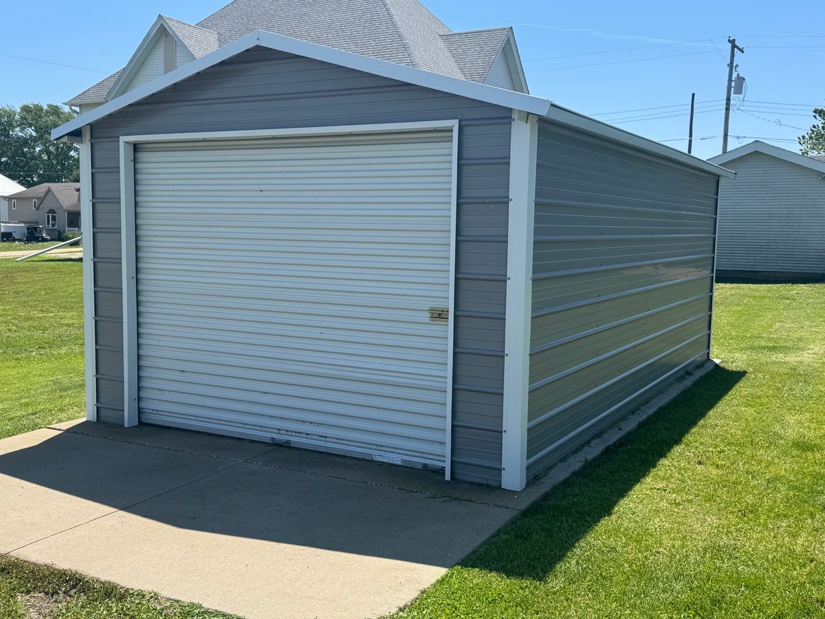 227 E 2nd Street, Mineral, IL 61344