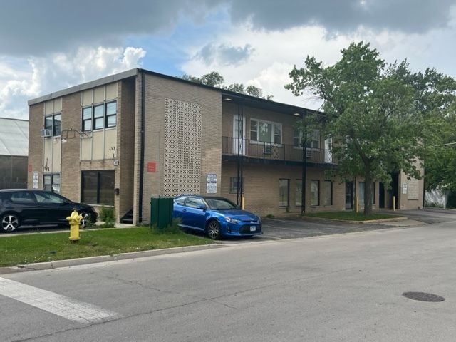 360 E North Avenue — Northlake, IL 60164