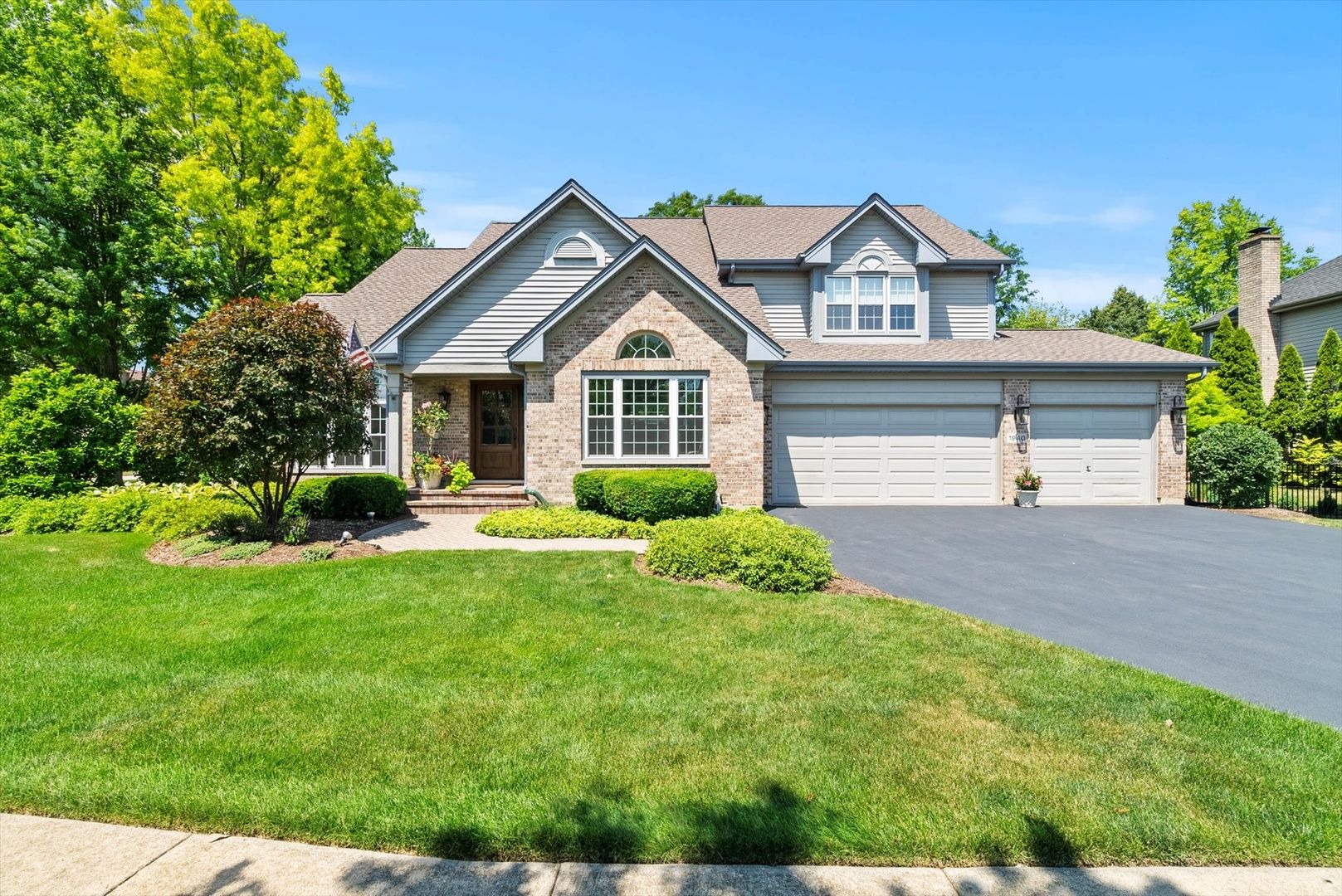1940 Morningview Drive — Hoffman Estates, IL 60192