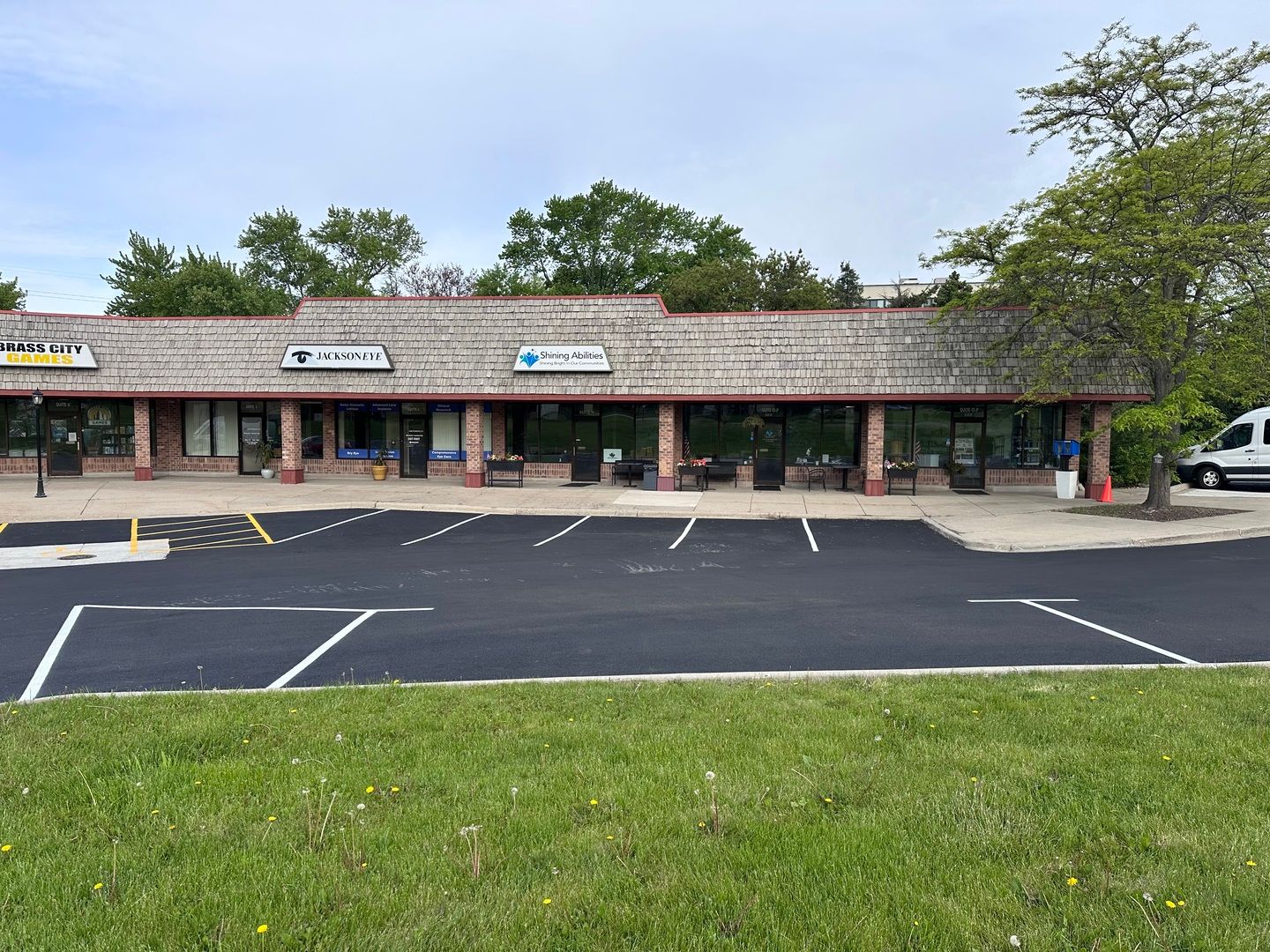 300 N Milwaukee Avenue #LM — Lake Villa, IL 60046