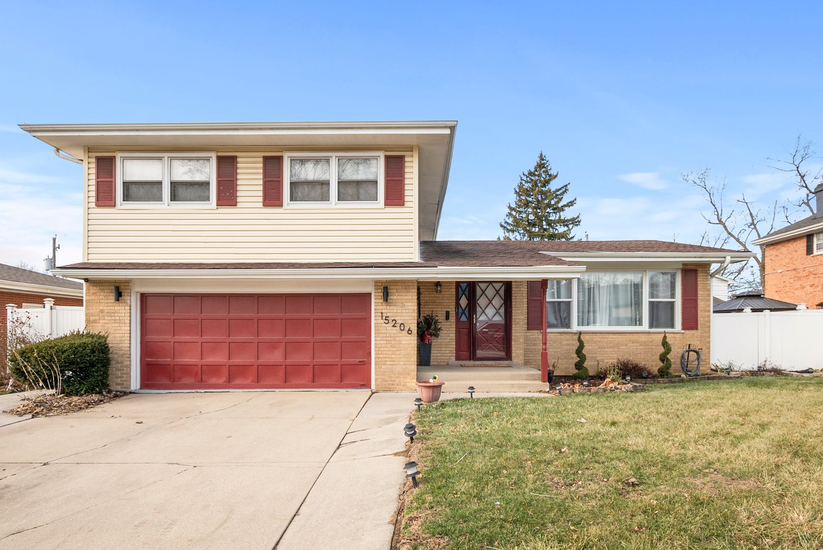 15206 S Ingleside Street — South Holland, IL 60473