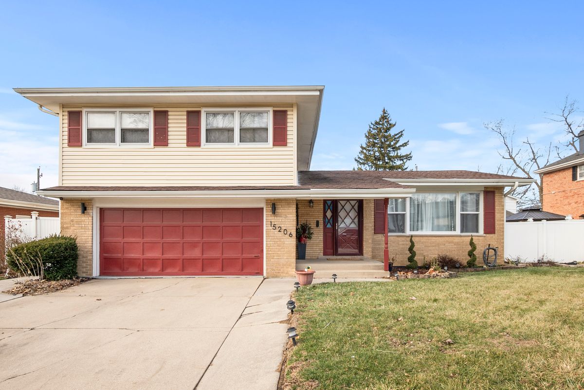 15206 Ingleside Street, South Holland, IL 60473