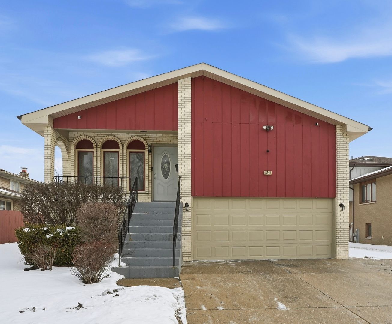 15641 Cottage Grove Avenue — Dolton, IL 60419