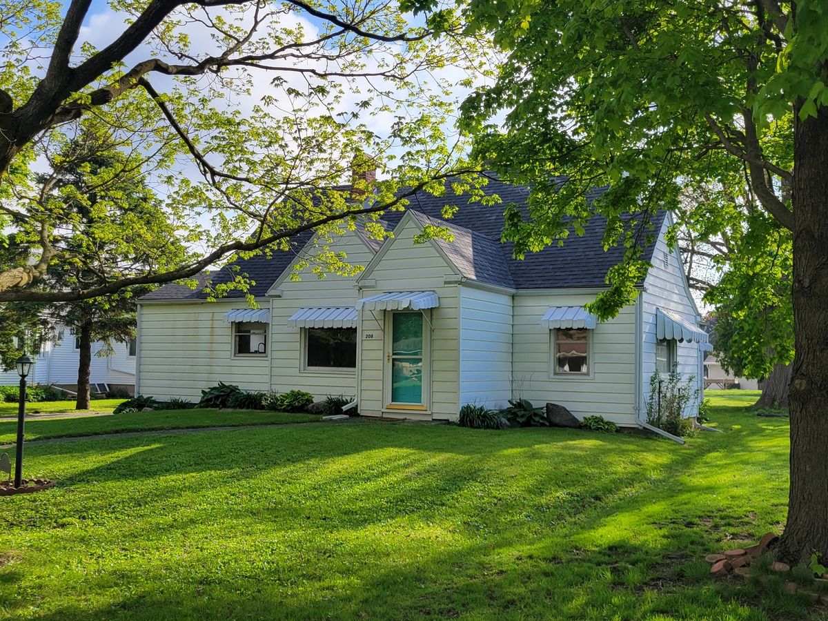 208 Maple Street, Toluca, IL 61369