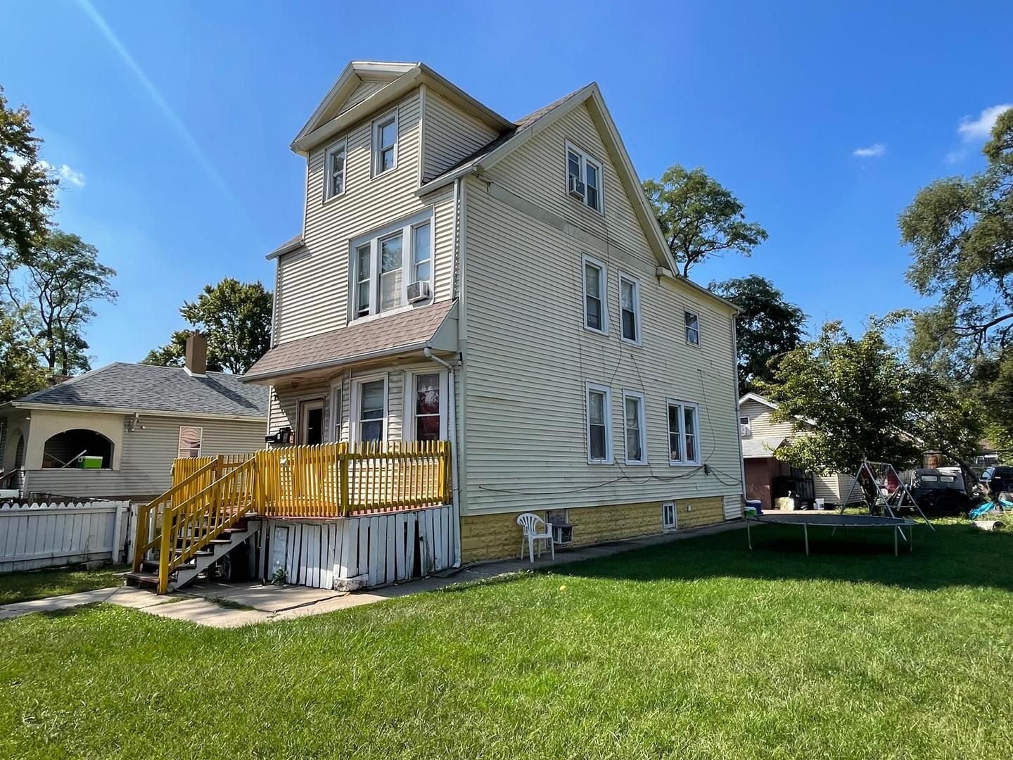 15736 Lathrop Avenue — Harvey, IL 60426