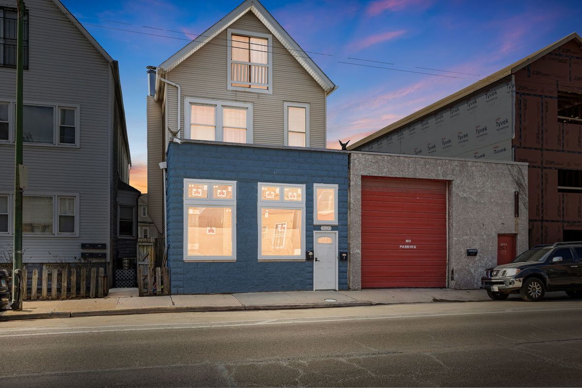 3020 CLYBOURN Avenue, Chicago, IL 60618