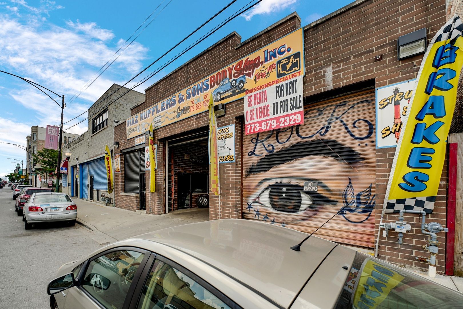 3241 W Cermak Road — Chicago, IL 60623