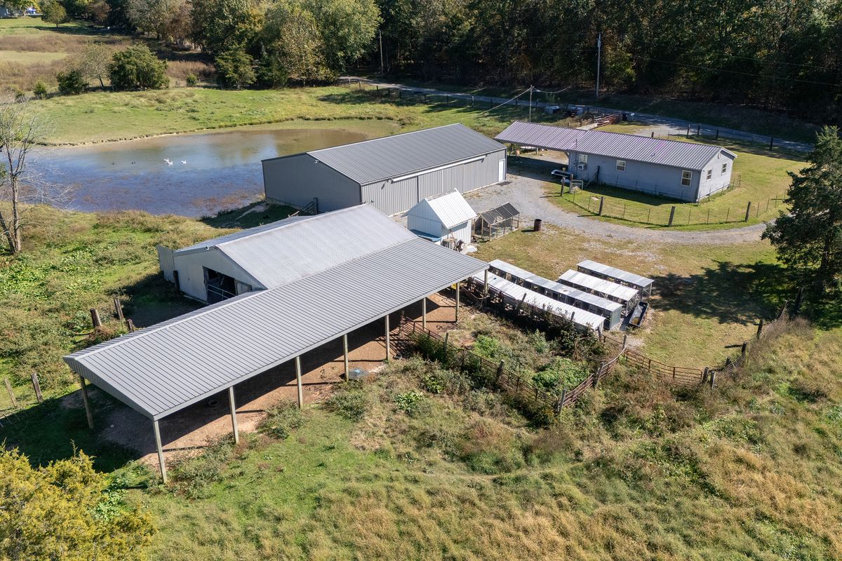 104 E Boundary Road, Creal Springs, IL 62922