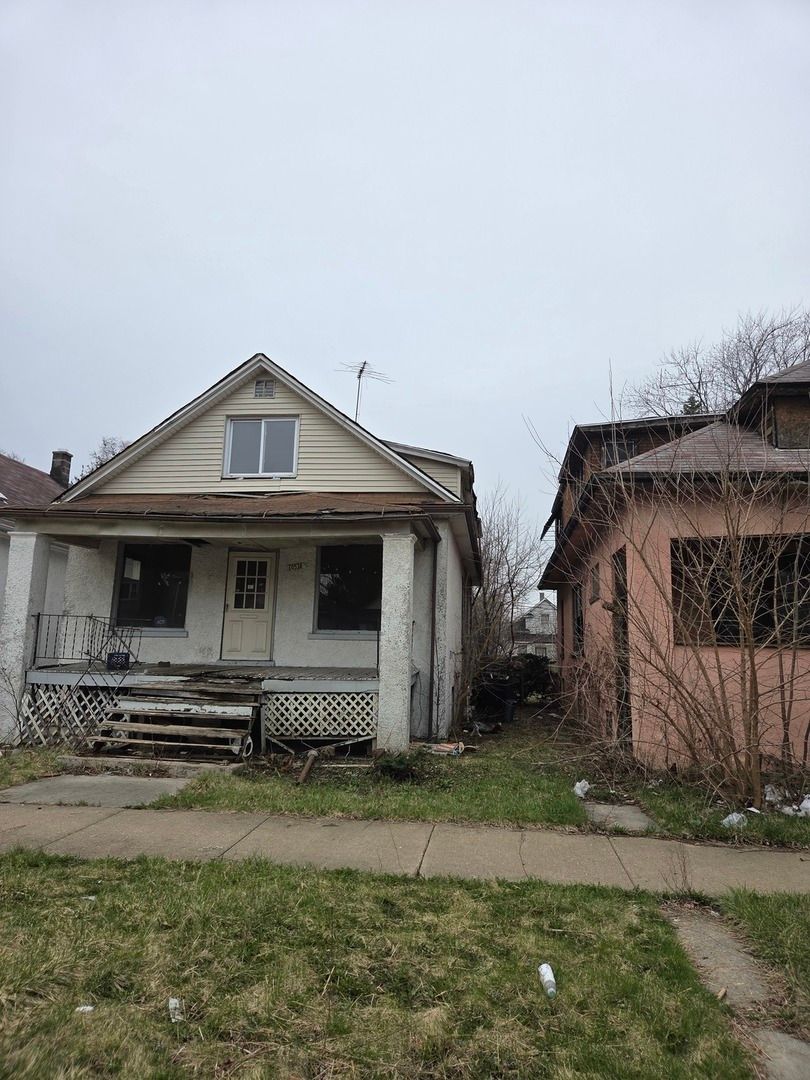 10514 S Perry Avenue — Chicago, IL 60628