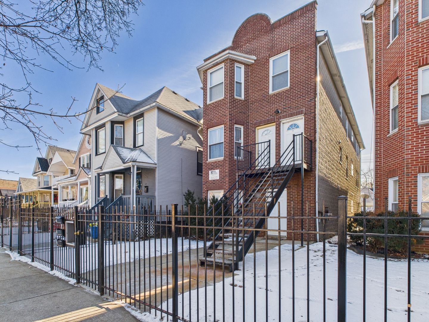1415 E 71st Place — Chicago, IL 60619