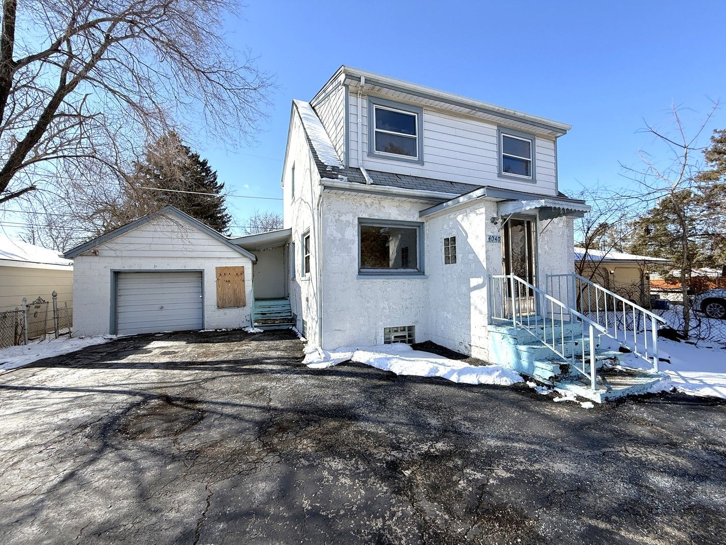 4040 Rose Avenue — Lyons, IL 60534