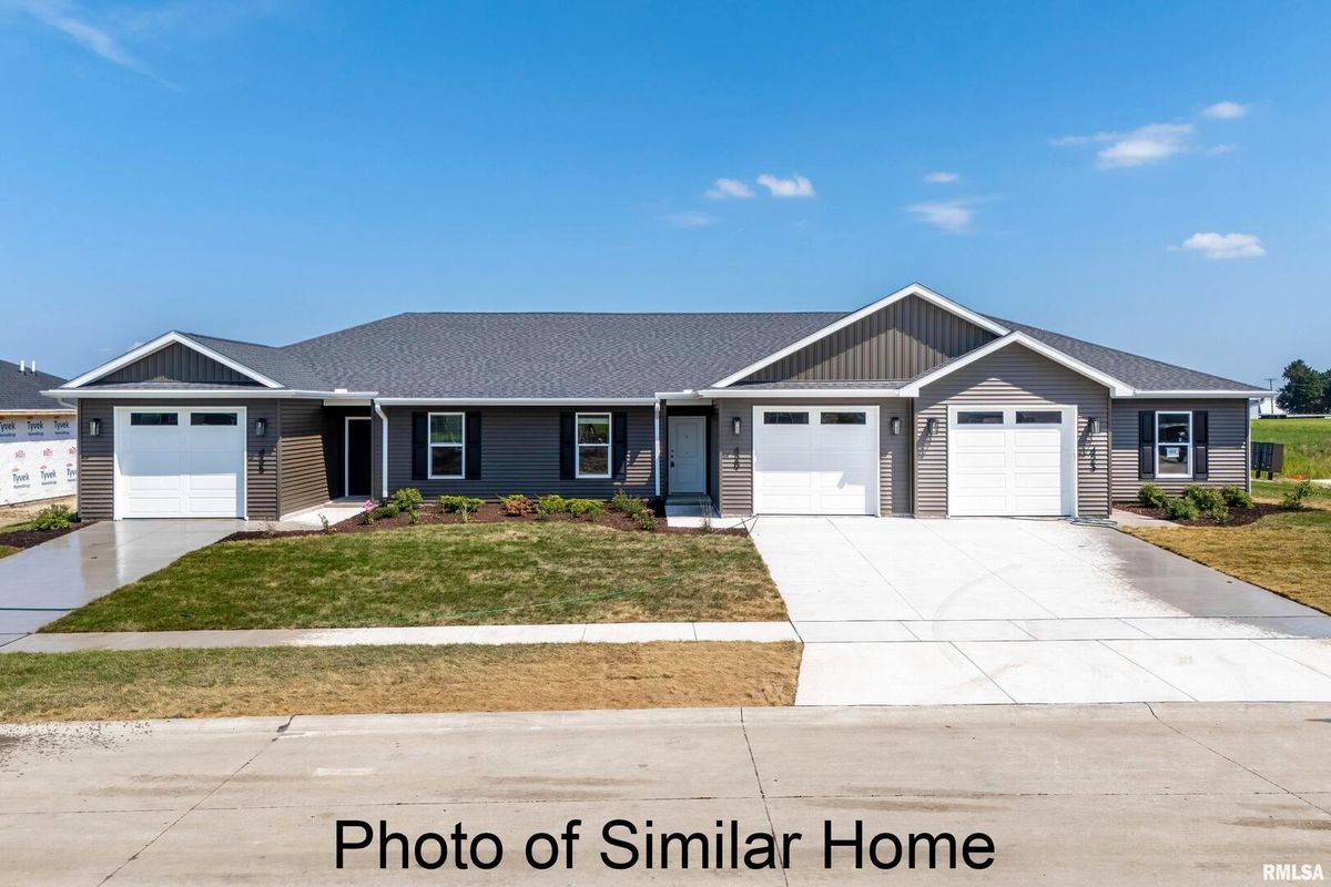 424 2ND Avenue, Eldridge, IA 52748